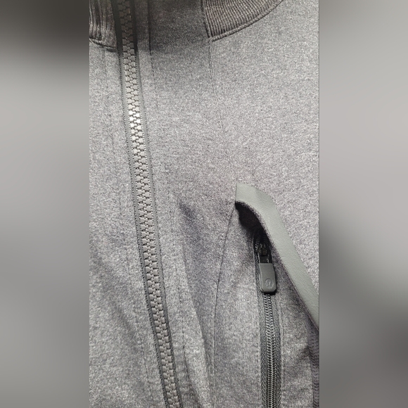 Lululemon Kung Fu II Full Zip Running performance Gym means large jacket - Picture 3 of 9